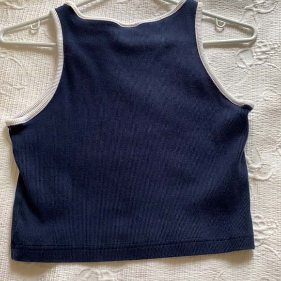 Reebok Crop Top - Picture 4 of 8